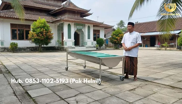 Meja Pemandian Mayit Leksono