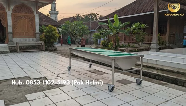 Meja Pemandian Mayat Gajah