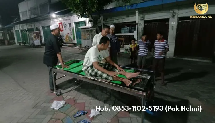 Meja Pemandian Mayat Jati